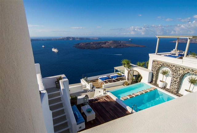 Iconic Santorini, a boutique cave hotel - Greek Travel Pages